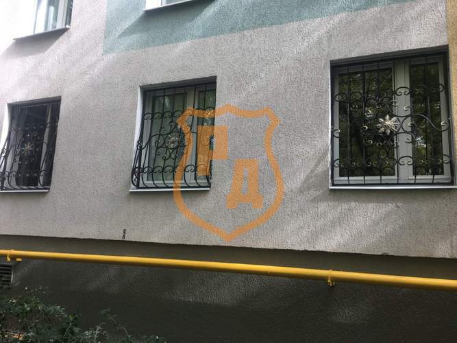 кованые дутые решетки на окна